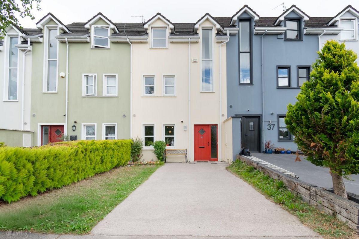 38 Riverside Rise, Rushbrooke Links, Cobh